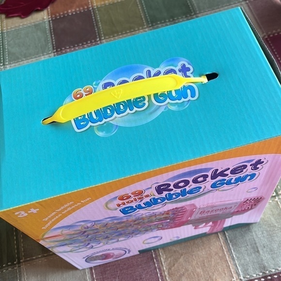 Brand New Bubble Machine Gun Toy Pink Colorful Lights Rechargeable Batteries - Picture 3 of 10